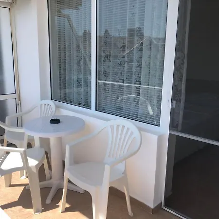 Konukevi Borko Primorsko